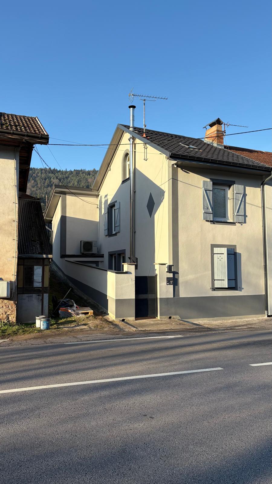 Ravalement de façade sur maison individuelle – Vosges 88